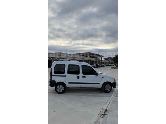 Sahibinden Renault Kangoo Express 1.9 DTi 2000 Model  227 km Beyaz