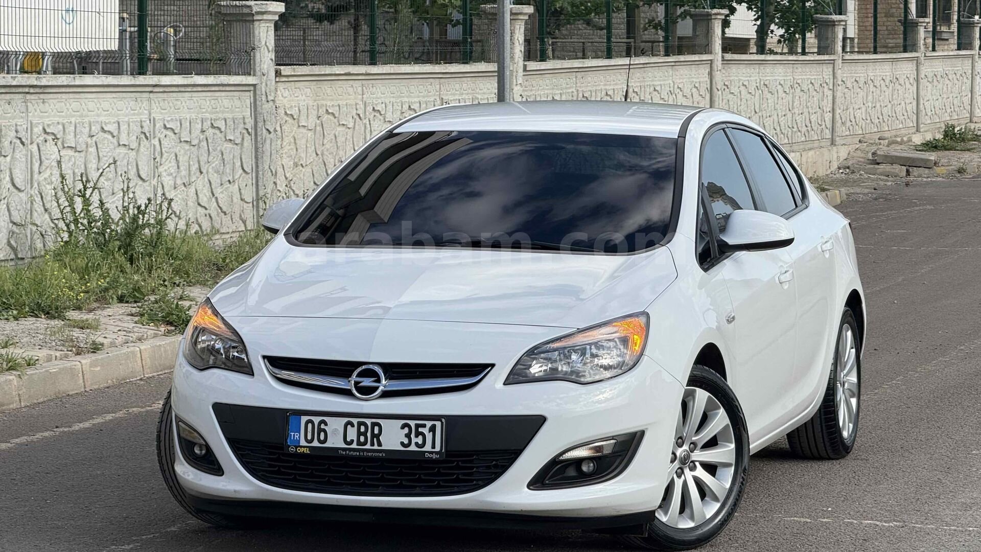 Galeriden Opel Astra 1.4 T Edition Plus 2020 Model Diyarbakır 62.000 km Beyaz 4