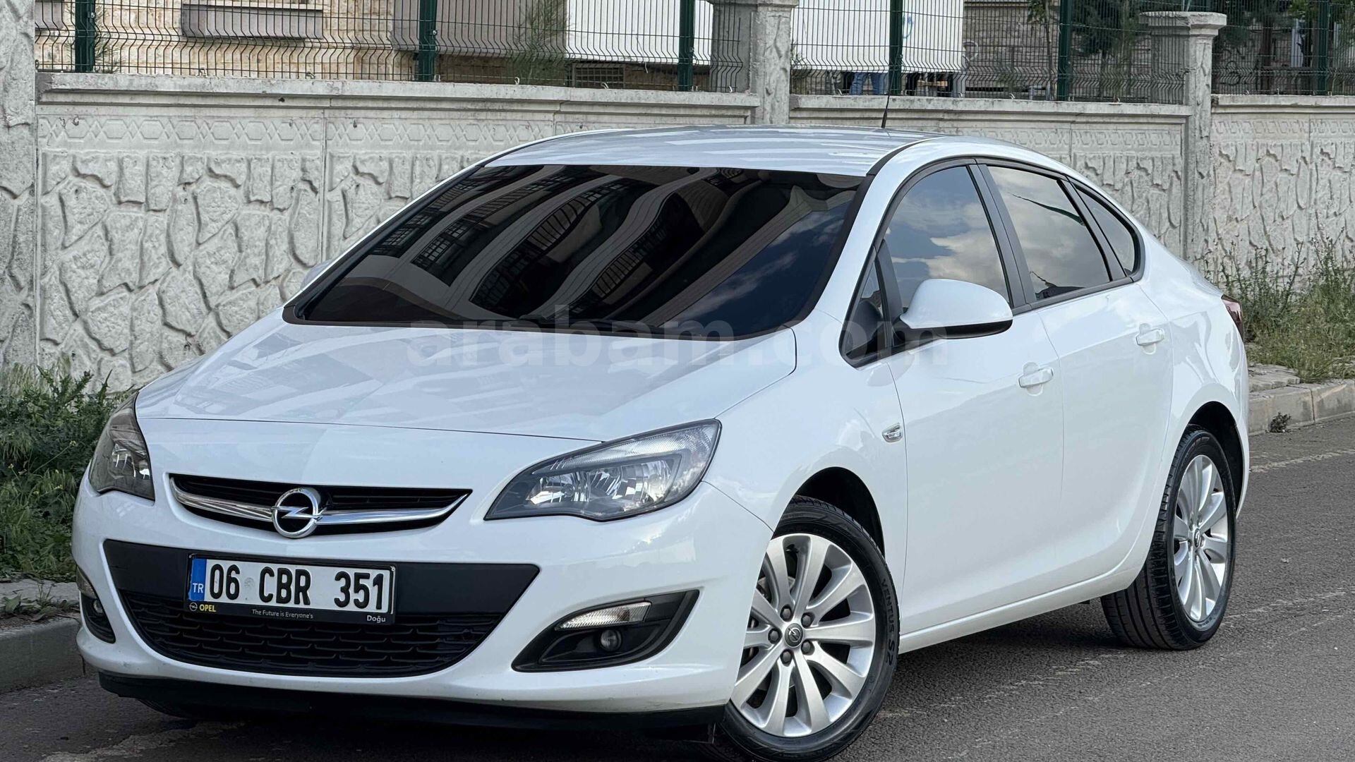Galeriden Opel Astra 1.4 T Edition Plus 2020 Model Diyarbakır 62.000 km Beyaz 1