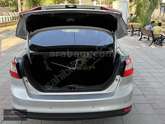 2012 MODEL FOCUS DÜŞÜK KM BAKIMLI...