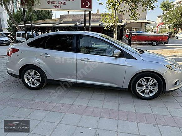 2012 MODEL FOCUS DÜŞÜK KM BAKIMLI...