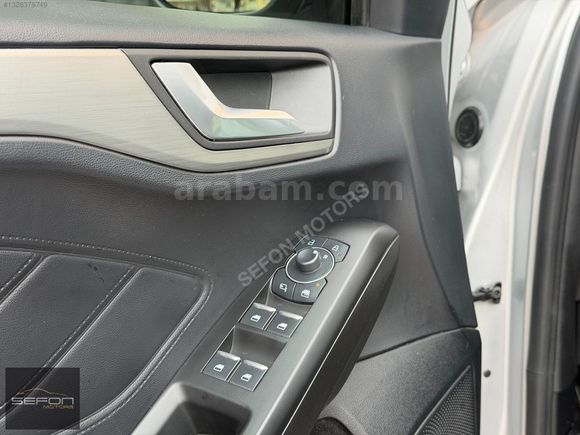 2023 FORD FOCUS TİTANİUM STİL-HATASIZ-GARANTİLİ-SERVİS BAKIMLI