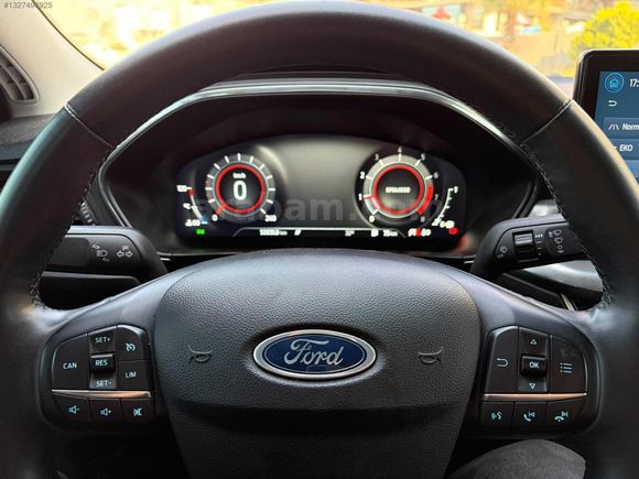 2023 FORD FOCUS 53.000 KM DE TİTANYUM X YENİ KASA