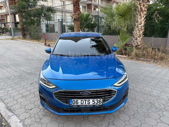 2023 FORD FOCUS 53.000 KM DE TİTANYUM X YENİ KASA