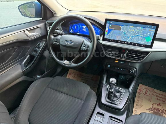 2023 FORD FOCUS 53.000 KM DE TİTANYUM X YENİ KASA