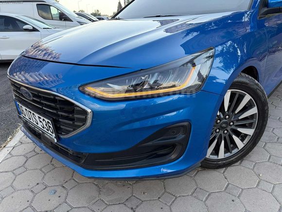 2023 FORD FOCUS 53.000 KM DE TİTANYUM X YENİ KASA