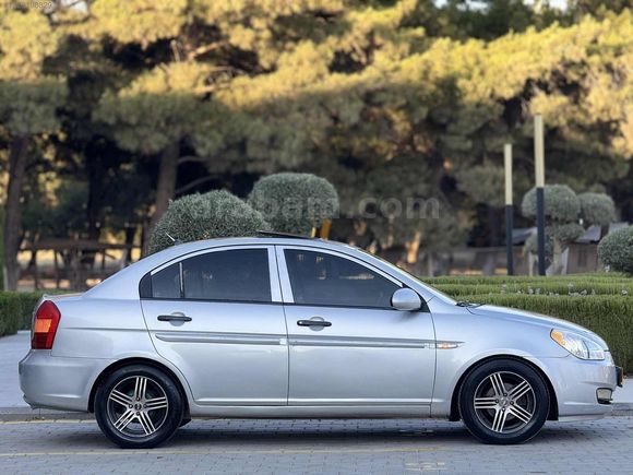DERİCİ AUTO'DAN SANRUFLU 1.4 ACCENT ERA