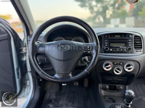HYUNDAİ ACCENT ERA TAVAN BOYASIZ