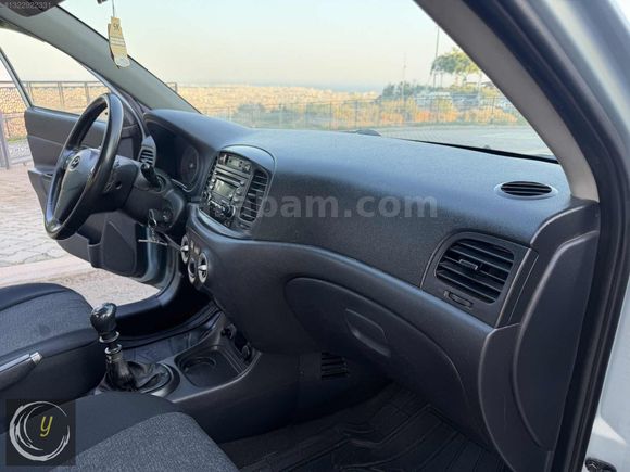 HYUNDAİ ACCENT ERA TAVAN BOYASIZ