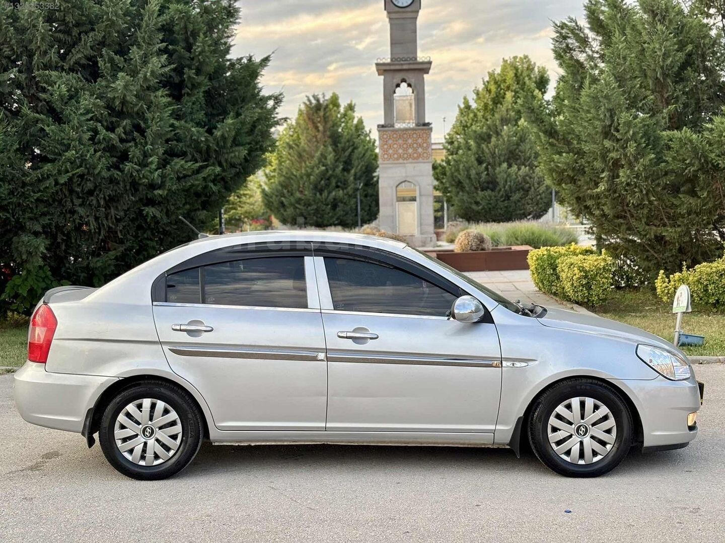 Galeriden Hyundai Accent Era 1.4 Team 2010 Model Ankara 269.000 km Gri 4