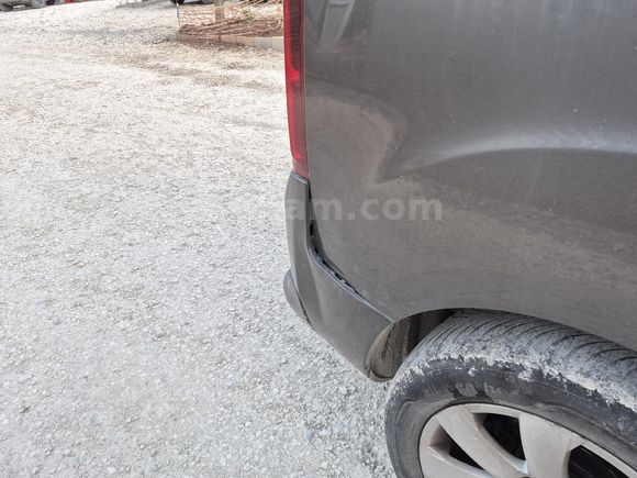 Sahibinden Peugeot Partner 1.6 BlueHDI Active 2018 Model