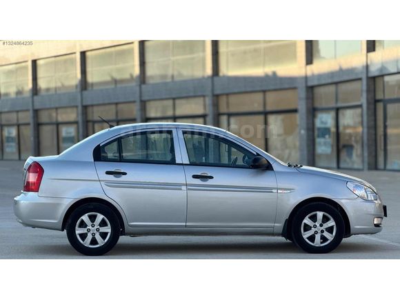 HYUNDAİ ACCENT ERA 128 binde 2011 ABS ESP Lİ DEĞİŞENSİZ