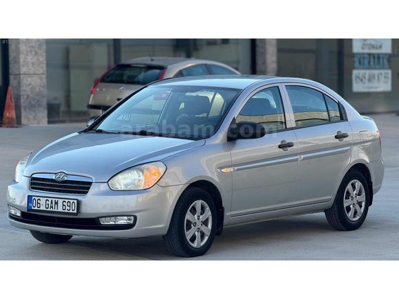 HYUNDAİ ACCENT ERA 128 binde 2011 ABS ESP Lİ DEĞİŞENSİZ