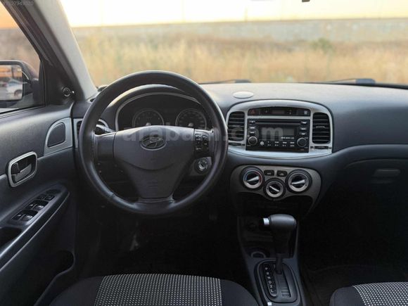 ACCENT ERA 1.4 otomatik 159.000 km
