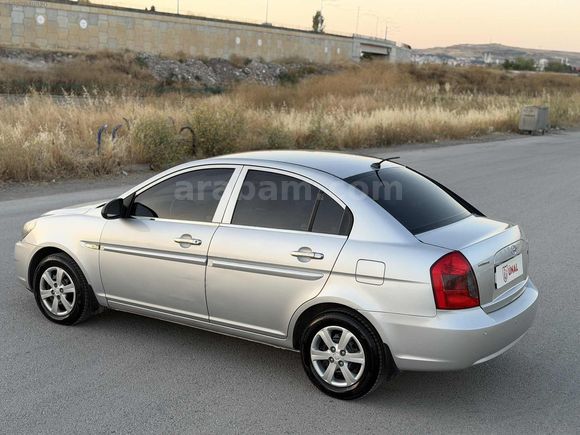 ACCENT ERA 1.4 otomatik 159.000 km