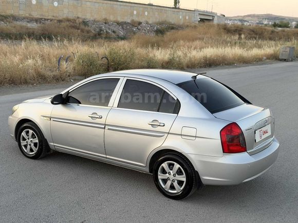 ACCENT ERA 1.4 otomatik 159.000 km