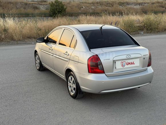 ACCENT ERA 1.4 otomatik 159.000 km