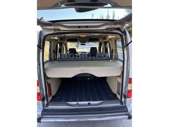 EMSALSİZ TEMİZLİKTE 99.000KM İLK SAHİBİNDEN 110LUK CONNECT GLX