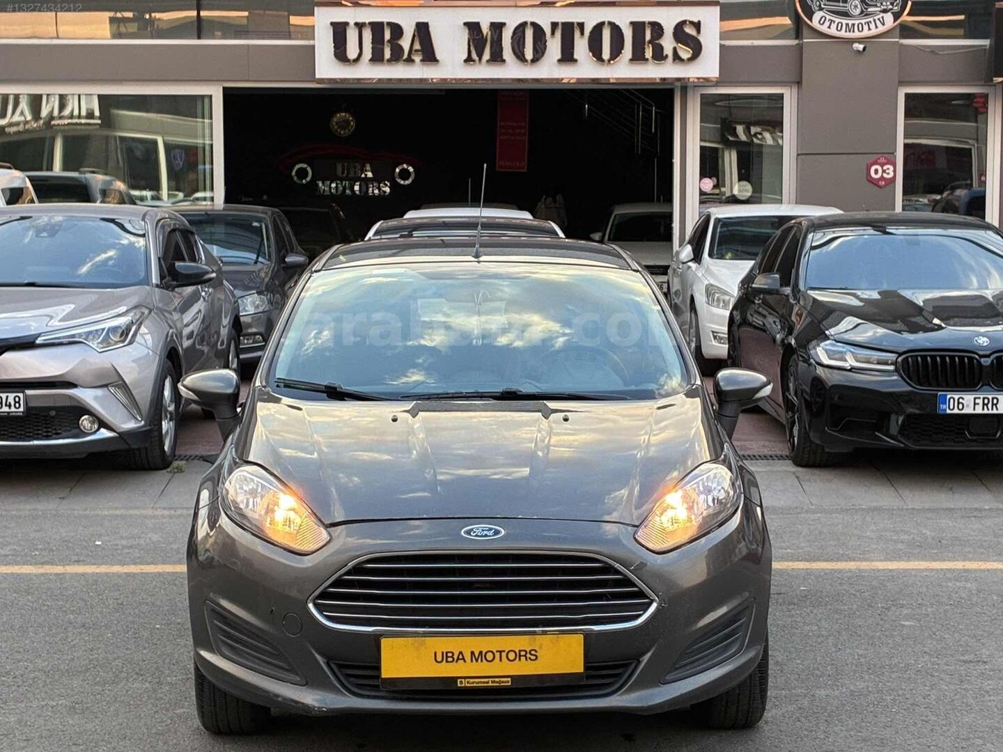 Galeriden Ford Fiesta 1.5 TDCi Trend X 2015 Model Ankara 338.000 km Füme 1