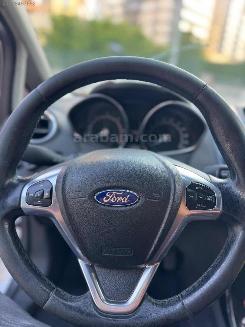 Galeriden Ford Fiesta 1.5 TDCi Titanium 2014 Model Gaziantep 200.000 km Beyaz 6