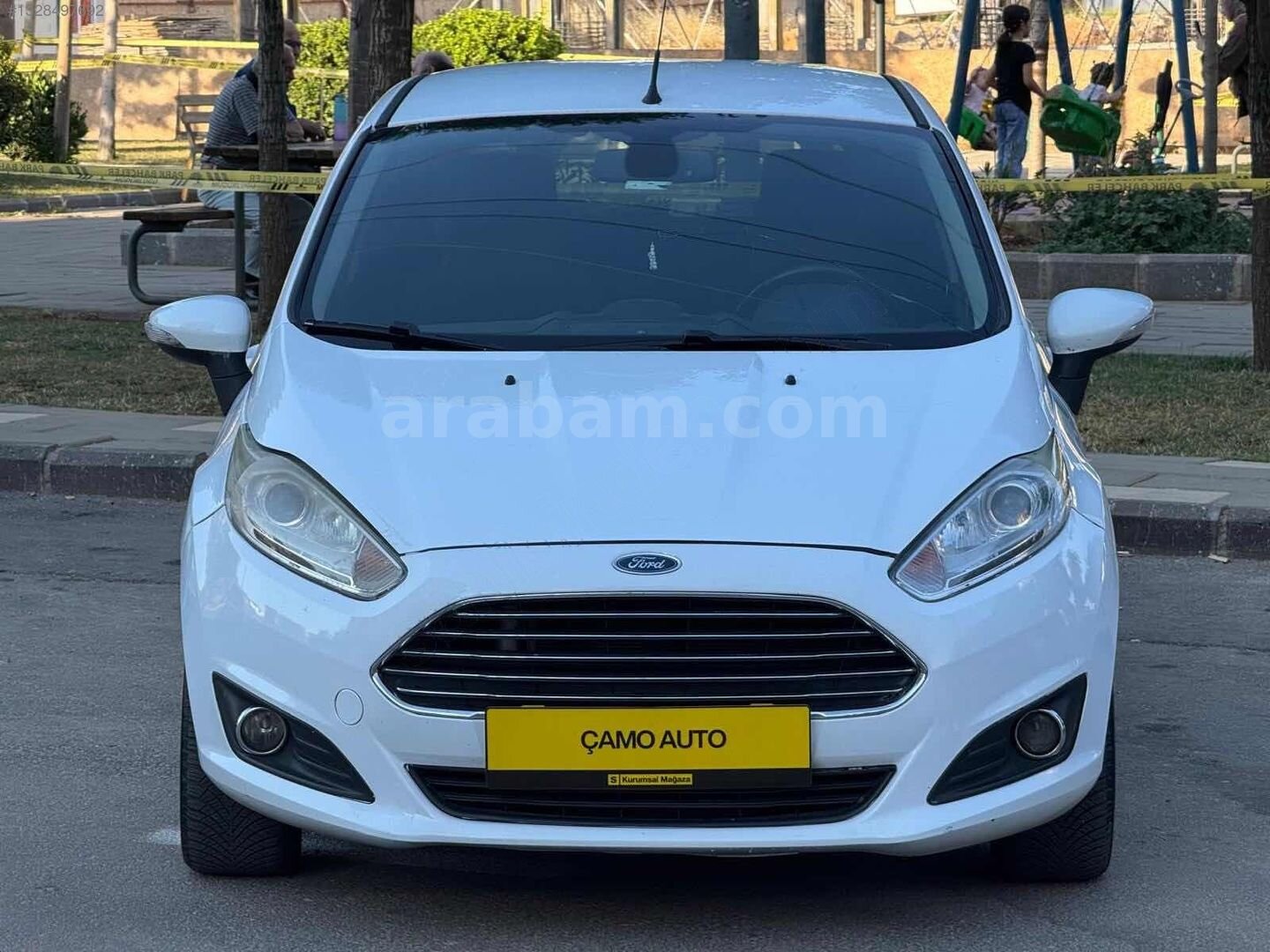 Galeriden Ford Fiesta 1.5 TDCi Titanium 2014 Model Gaziantep 200.000 km Beyaz 5