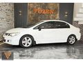 HONDA CİVİC 1.6İVTEC ELEGANCE VSA LI KARTA TAKSİT