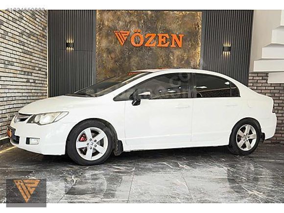 HONDA CİVİC 1.6İVTEC ELEGANCE VSA LI KARTA TAKSİT