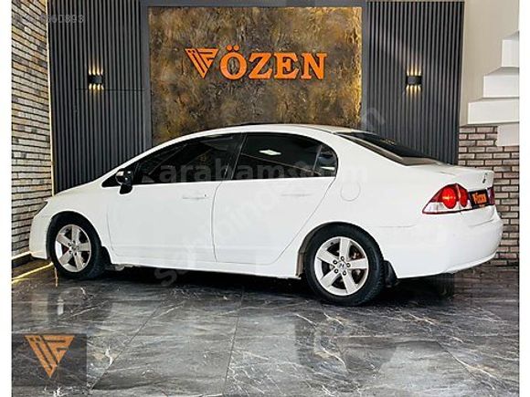 HONDA CİVİC 1.6İVTEC ELEGANCE VSA LI KARTA TAKSİT