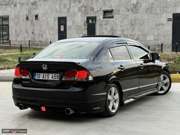 CEPE OTOMOTİV DEN 2010 HONDA CİVİC ELEGANCE 260 BİNDE CAM GİBİ
