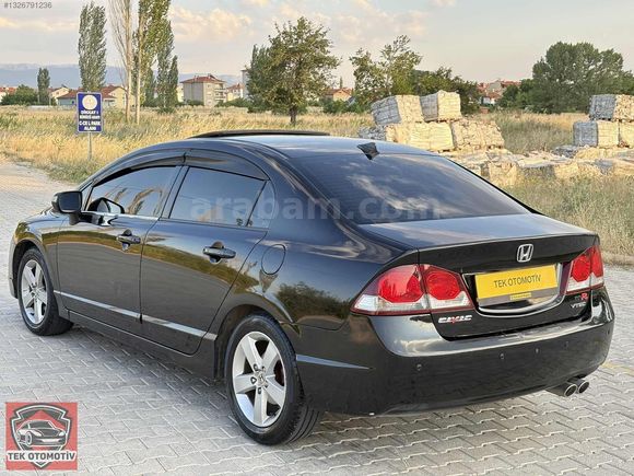 TEK OTOMOTİV'DEN TEMİZ VE BAKIMLI VSA'LI CİVİC