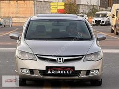 ADIBELLİ OTOMOTİVDEN DEĞİŞENSİZ OTOMATİK SUNROOFLU HONDA CİVİC