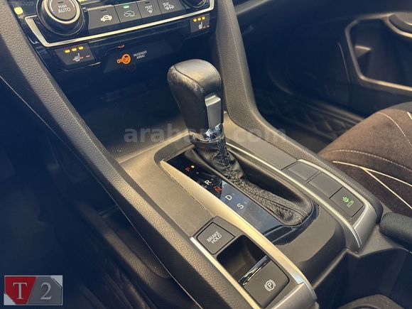 **K.K 12 AY TAKSİT İMKANI** TEKBAŞ MALTEPE'DEN HONDA CİVİC