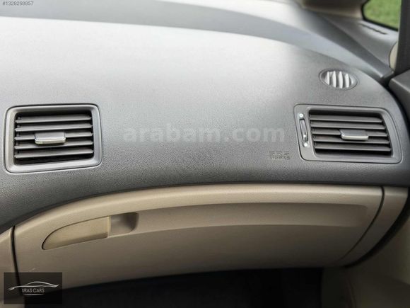 2011 Düşük Km Sanruflu Honda FD6 Elegance Tertemiz
