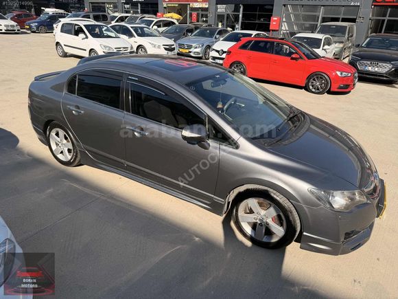 HONDA CİVİC OTOMATİK TEMİZ BAKIMLI 1.6 İVTEC 2011