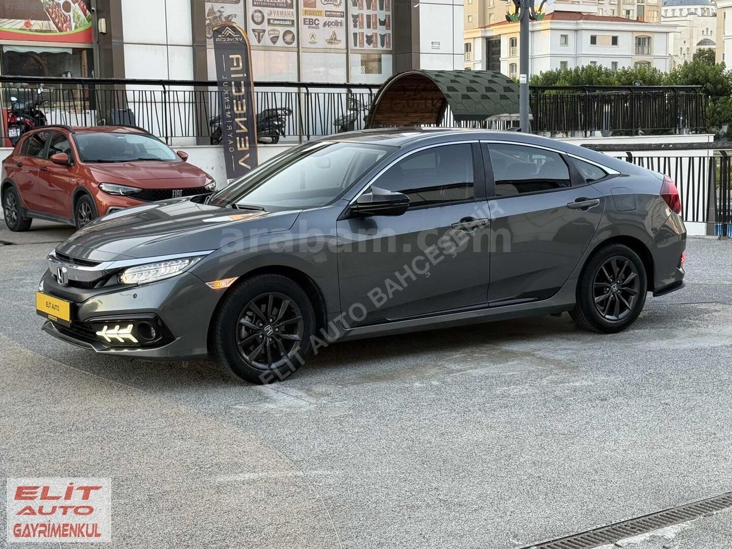 Galeriden Honda Civic 1.6i VTEC Elegance 2021 Model İstanbul 28.000 km Füme 5