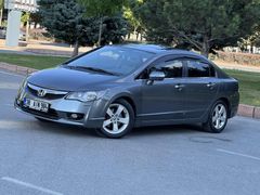 GİZEM OTOMOTİV'DEN 2011 CİVİC MAKYAJLI KASA SANROFLU ELEGANCE
