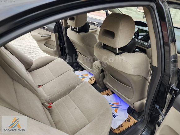 AKADEMİ AUTO DAN OTOMATİK ELEGANCE CİVİC DEĞİŞENSİZ