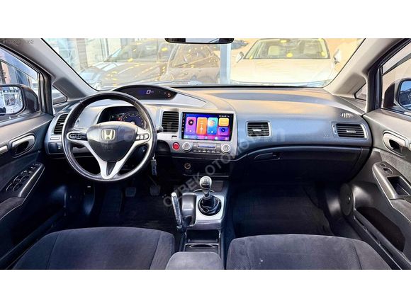 2011 HONDA CİVİC 1.6 İVTEC ELEGANCE VSA'LI HATASIZ DEĞİŞENSİZ