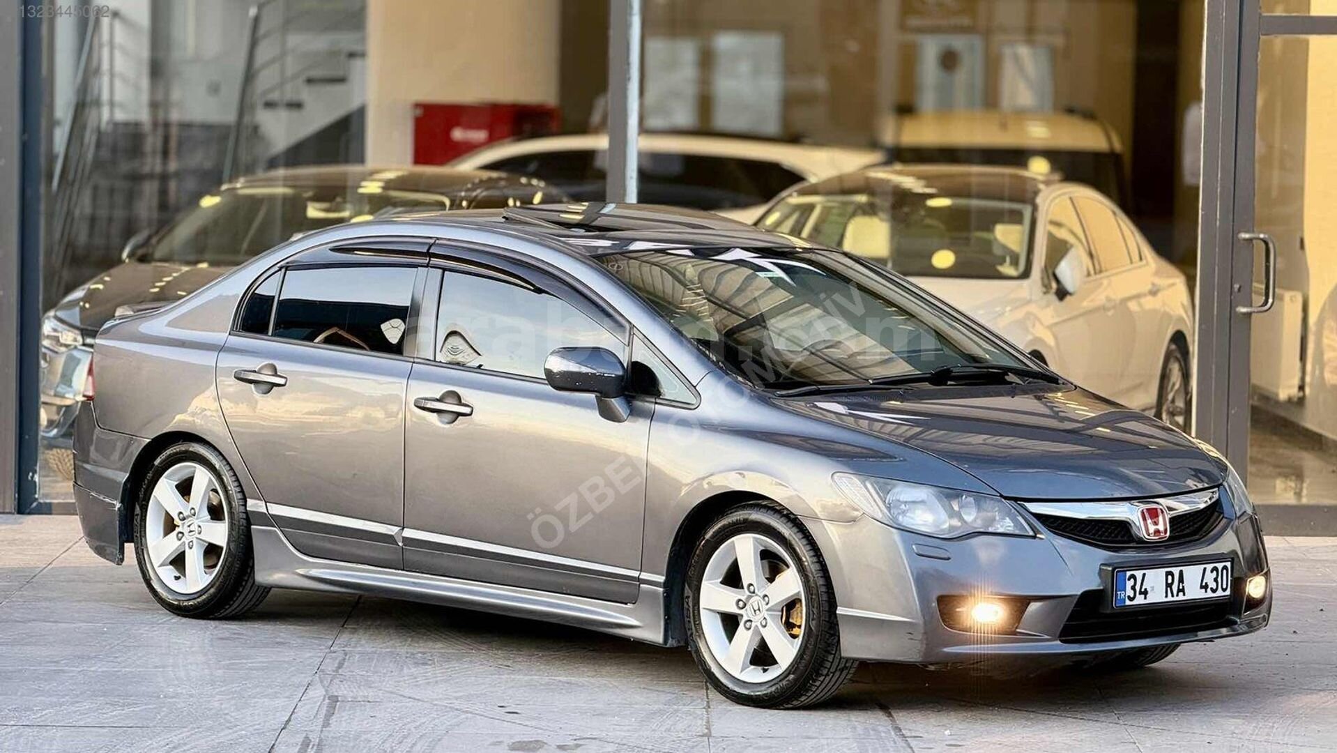 Galeriden Honda Civic 1.6i VTEC Elegance 2011 Model Niğde 230.000 km Gri 2