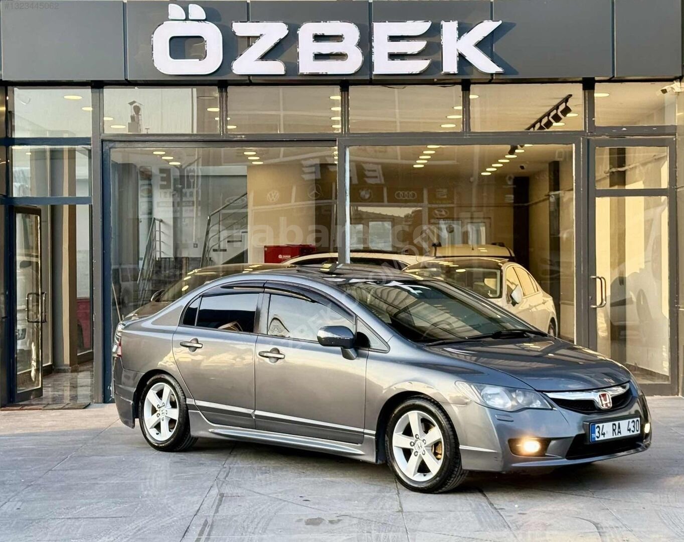 Galeriden Honda Civic 1.6i VTEC Elegance 2011 Model Niğde 230.000 km Gri 1