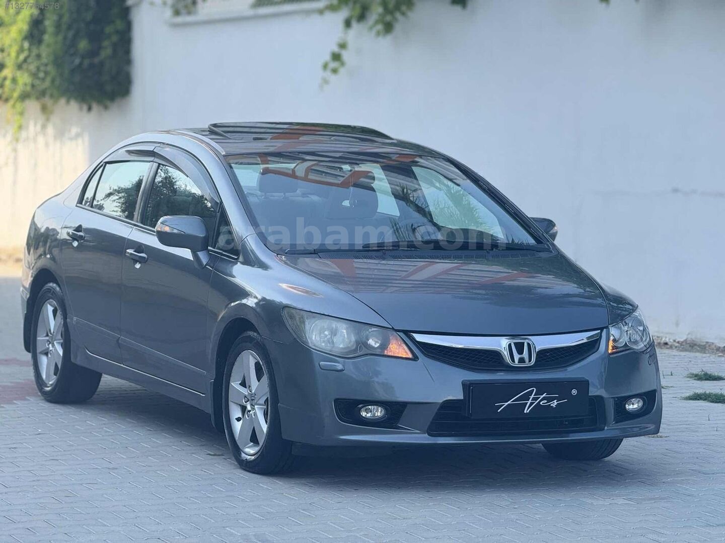 Galeriden Honda Civic 1.6i VTEC Elegance 2010 Model Mersin 206.000 km Gri 2