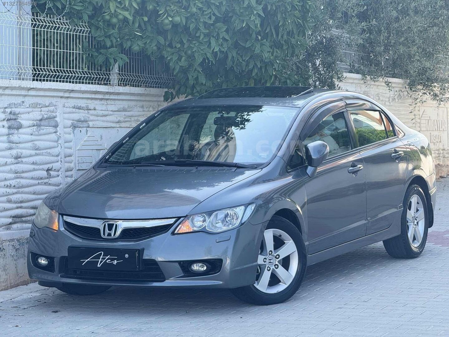 Galeriden Honda Civic 1.6i VTEC Elegance 2010 Model Mersin 206.000 km Gri 4