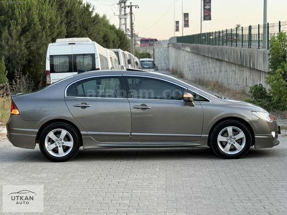 CİVİC FD6-EMSALSİZ TEMİZLİK