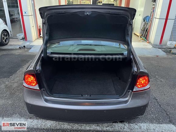 2010 MODEL CIVIC ELEGANCE DEĞİŞENSİZ OTOMATİK 159bin'de K.k12 T