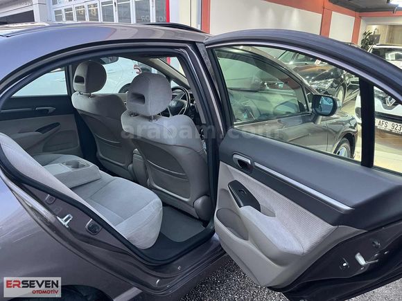 2010 MODEL CIVIC ELEGANCE DEĞİŞENSİZ OTOMATİK 159bin'de K.k12 T