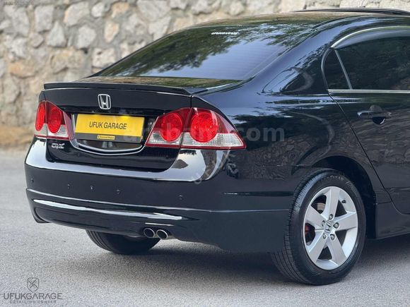 HATASIZ CİVİC 145.000km ELEGANCE OTOMATİK SUNROOF