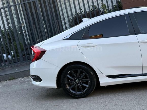 HONDA CİVİC 1.6i VTEC ELEGANCE SUNROOF