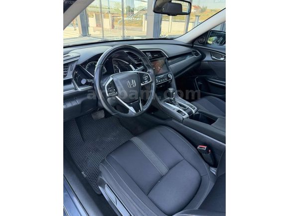 2021 Honda Civic Elegance Kozmik mavi 113.000 km.