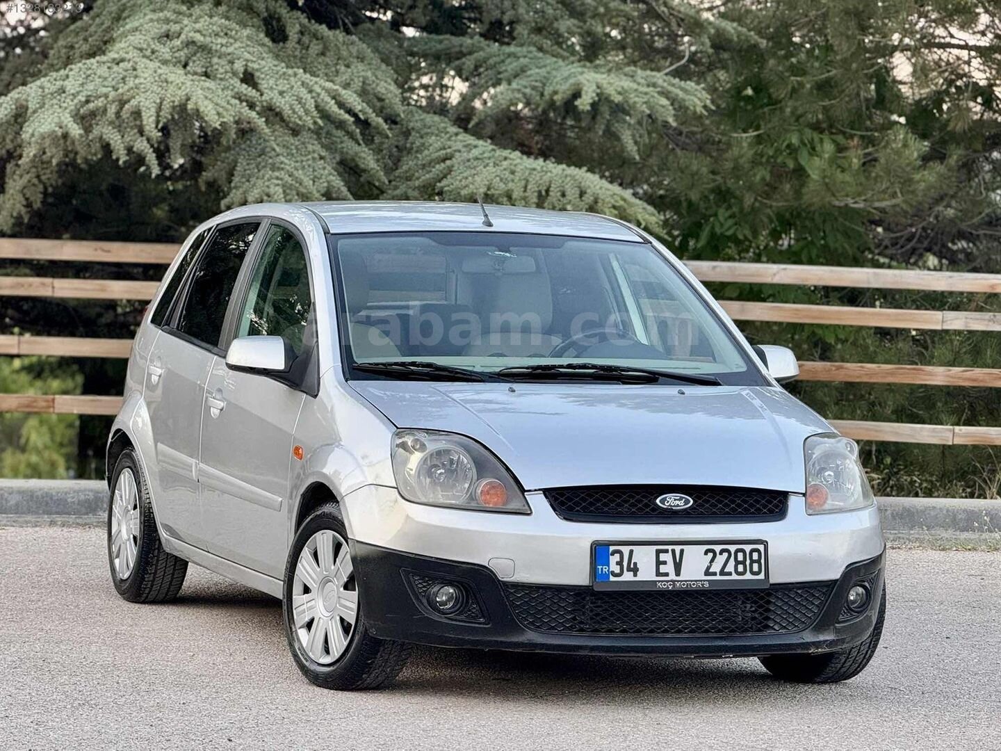 Galeriden Ford Fiesta 1.6 Comfort 2007 Model Ankara 164.000 km Gri 3
