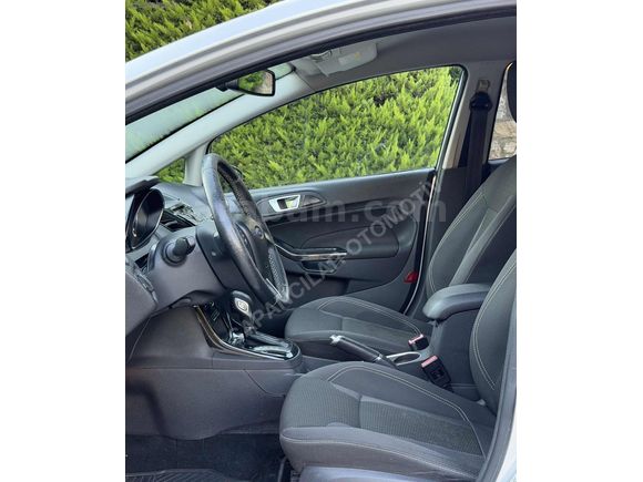 FORD FİESTA 1.6 TİTANİUM OTOAMATİK POWERSHİFT